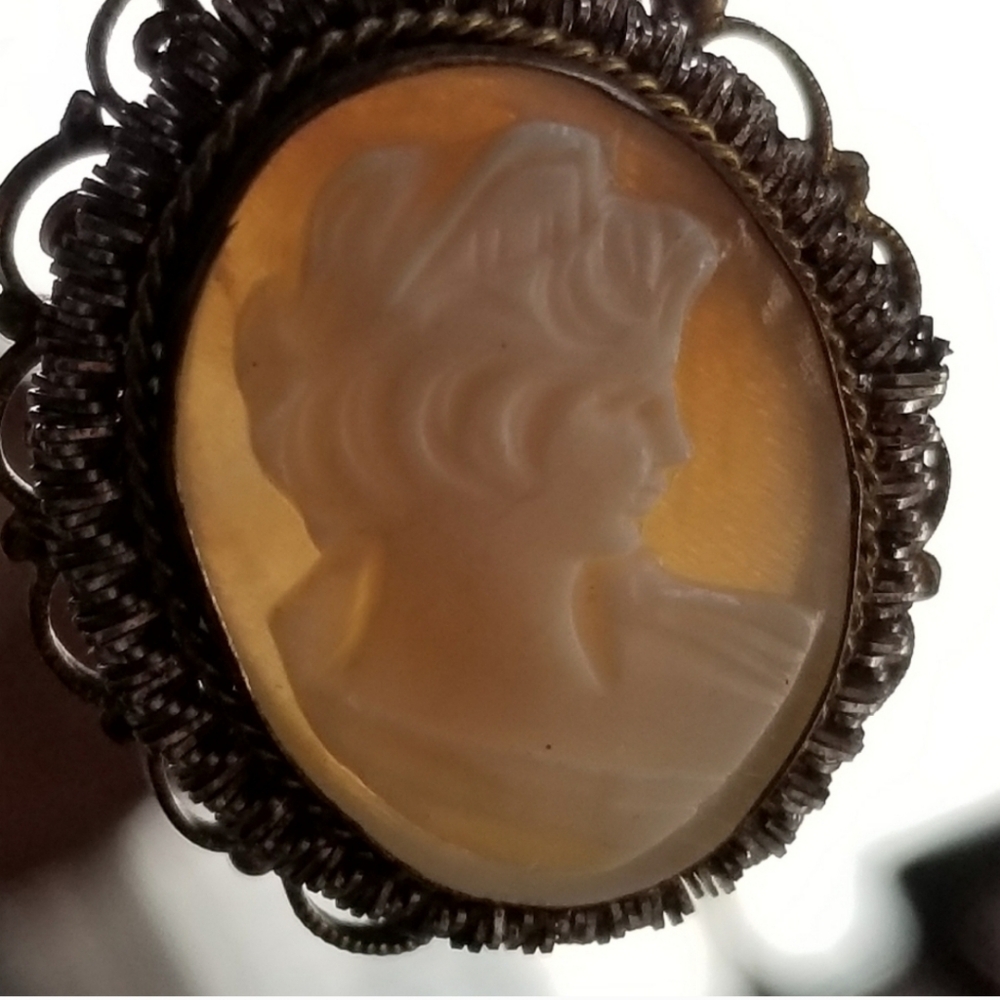 18k Gold Filled Cameo Pendant and Brooch - Picture 4 of 6